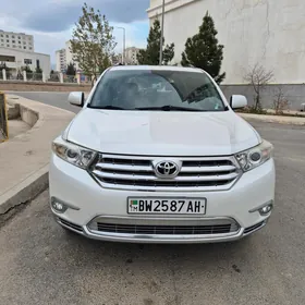 Toyota Highlander 2011