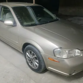 Nissan Maxima 2000