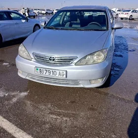 Toyota Camry 2005