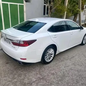 Lexus ES 2016