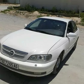 Opel Omega 2002