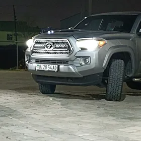 Toyota Tacoma 2016