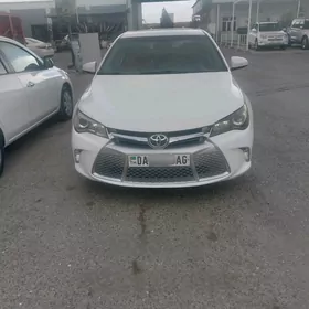 Toyota Camry 2017