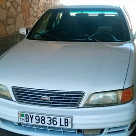 Nissan Cefiro 1994