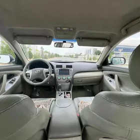 Toyota Camry 2011