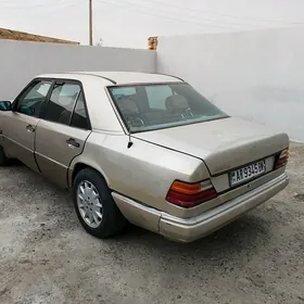 Mercedes-Benz 300E 1991