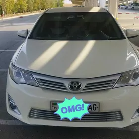 Toyota Camry 2013