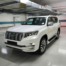 Toyota Land Cruiser Prado 2023