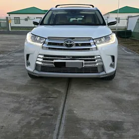 Toyota Highlander 2018