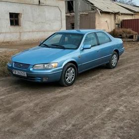 Toyota Camry 1998