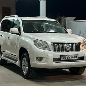 Toyota Land Cruiser Prado 2013