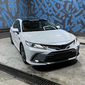 Toyota Camry 2023