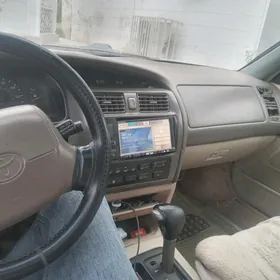 Toyota Avalon 1995