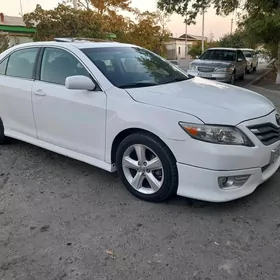 Toyota Camry 2010