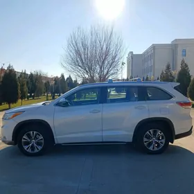 Toyota Highlander 2015