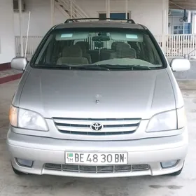 Toyota Sienna 2002