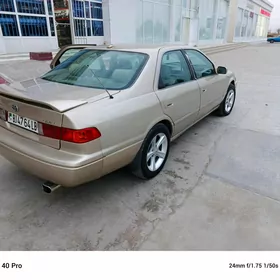 Toyota Camry 1999