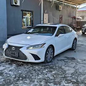 Lexus ES 350 2019