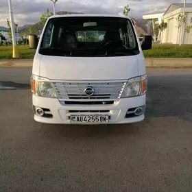 Nissan Urvan 2008