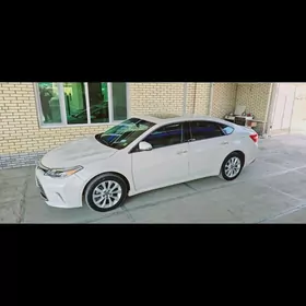 Toyota Avalon 2016