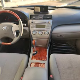 Toyota Camry 2010