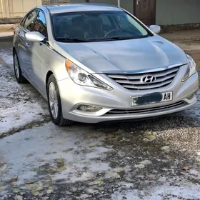 Hyundai Sonata 2012