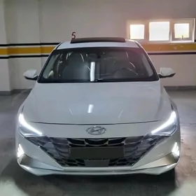 Hyundai Elantra 2021