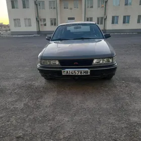 Mitsubishi Galant 1991