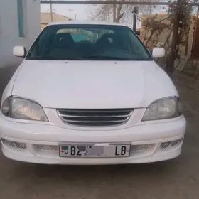 Toyota Avensis 1998