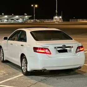 Toyota Camry 2011