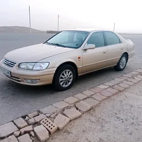 Toyota Camry 1999