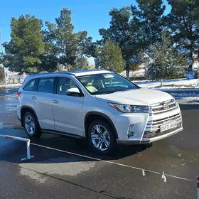 Toyota Highlander 2018