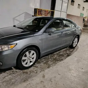 Toyota Camry 2010