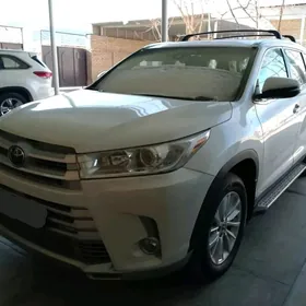 Toyota Highlander 2019