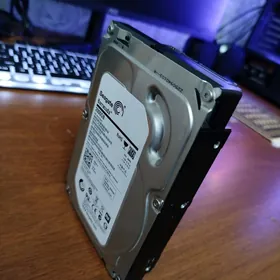 HDD жесткий диск 2tb