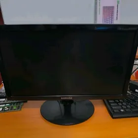 Monitor Samsung 19 lyk LCD