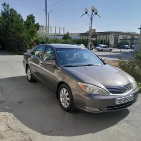 Toyota Camry 2004