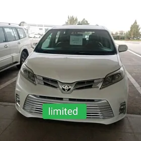 Toyota Sienna 2015