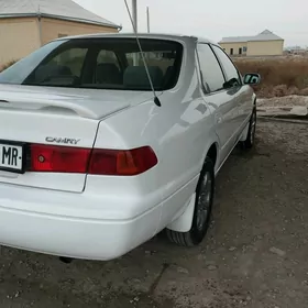 Toyota Camry 2000