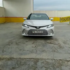 Toyota Camry 2018