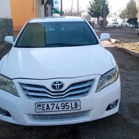 Toyota Camry 2010