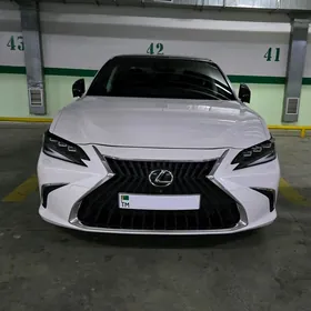 Lexus ES 350 2023