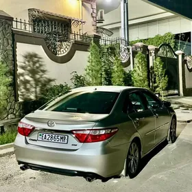 Toyota Camry 2016