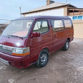 Toyota Hiace 1992