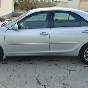 Toyota Camry 2005