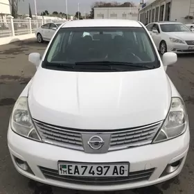 Nissan Versa 2009