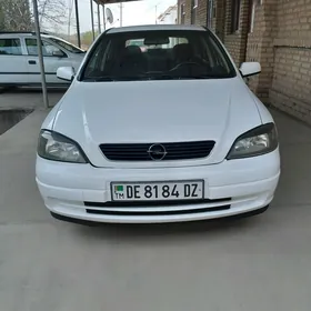 Opel Astra 2003