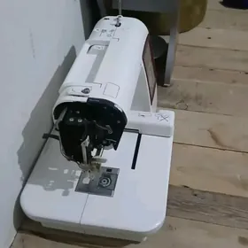 Janome e250