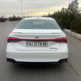 Toyota Avalon 2019