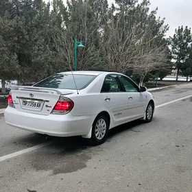 Toyota Camry 2004